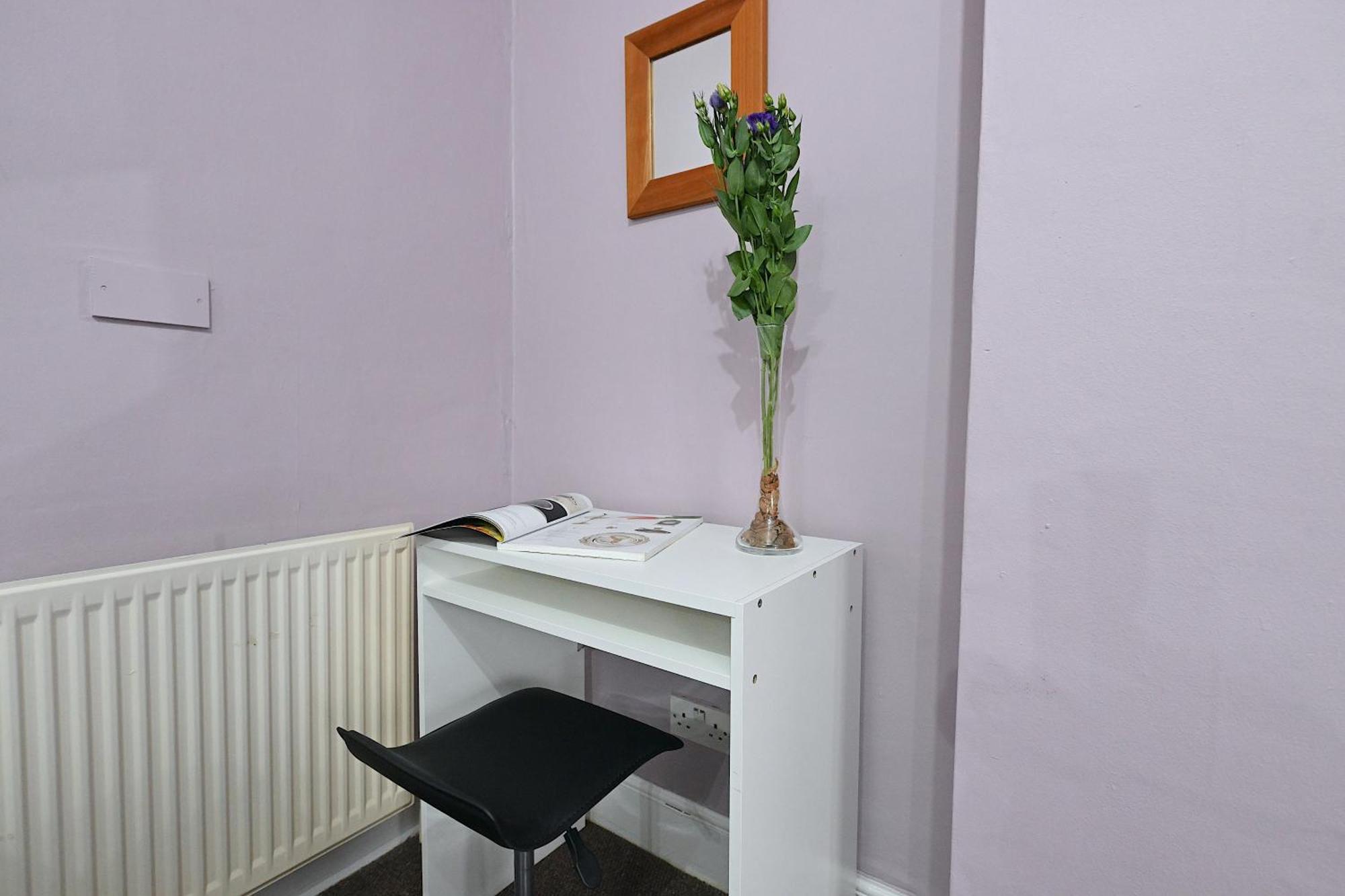 Stunning 3 Bedroom Serviced Flat In North Лондон Екстериор снимка