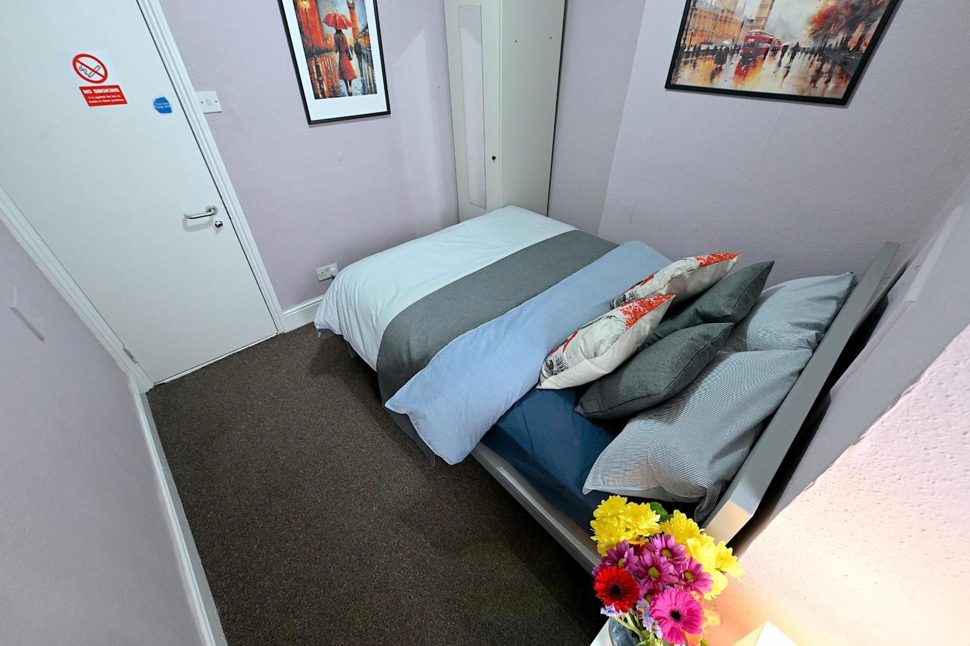 Stunning 3 Bedroom Serviced Flat In North Лондон Екстериор снимка