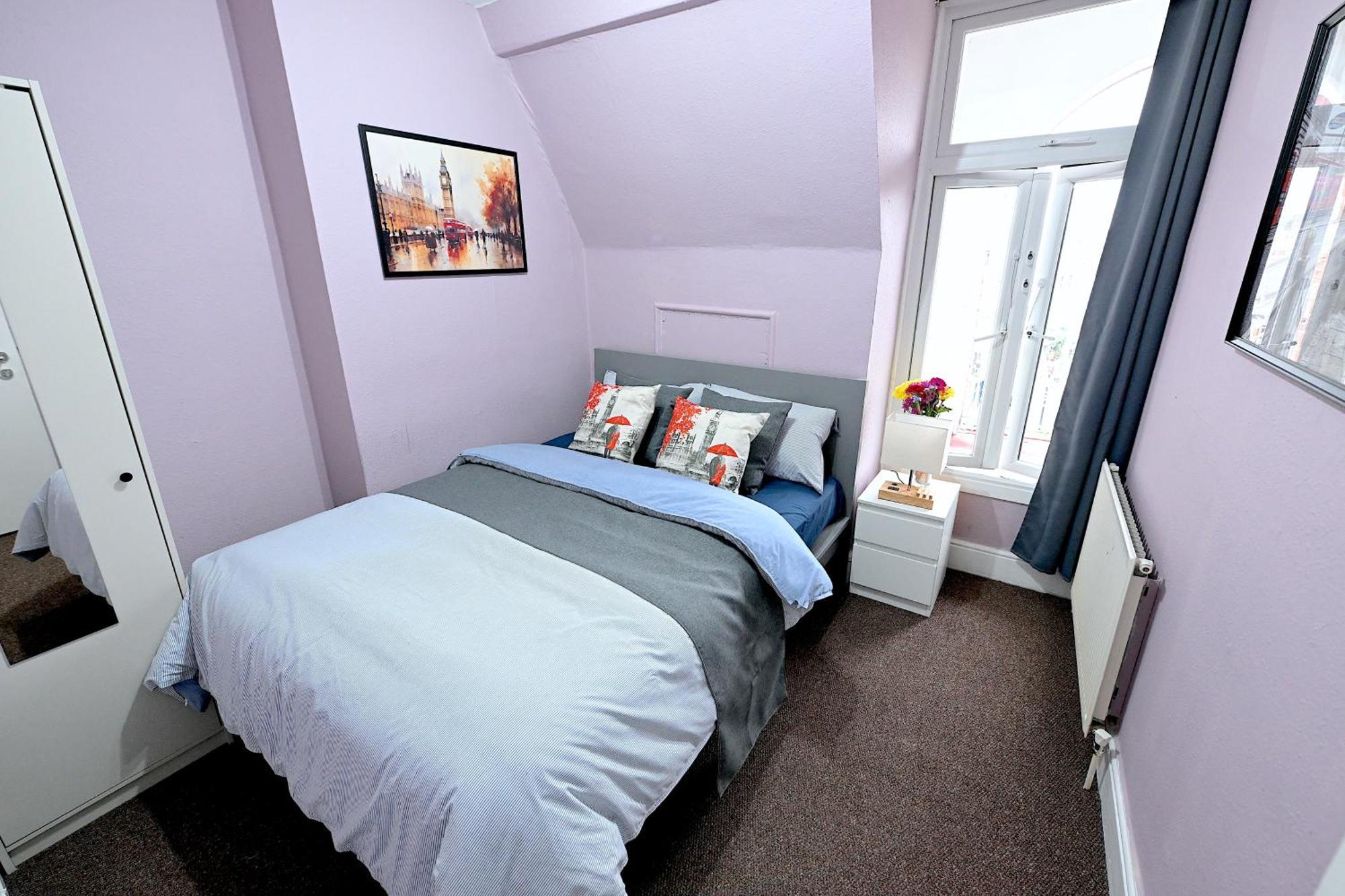 Stunning 3 Bedroom Serviced Flat In North Лондон Екстериор снимка