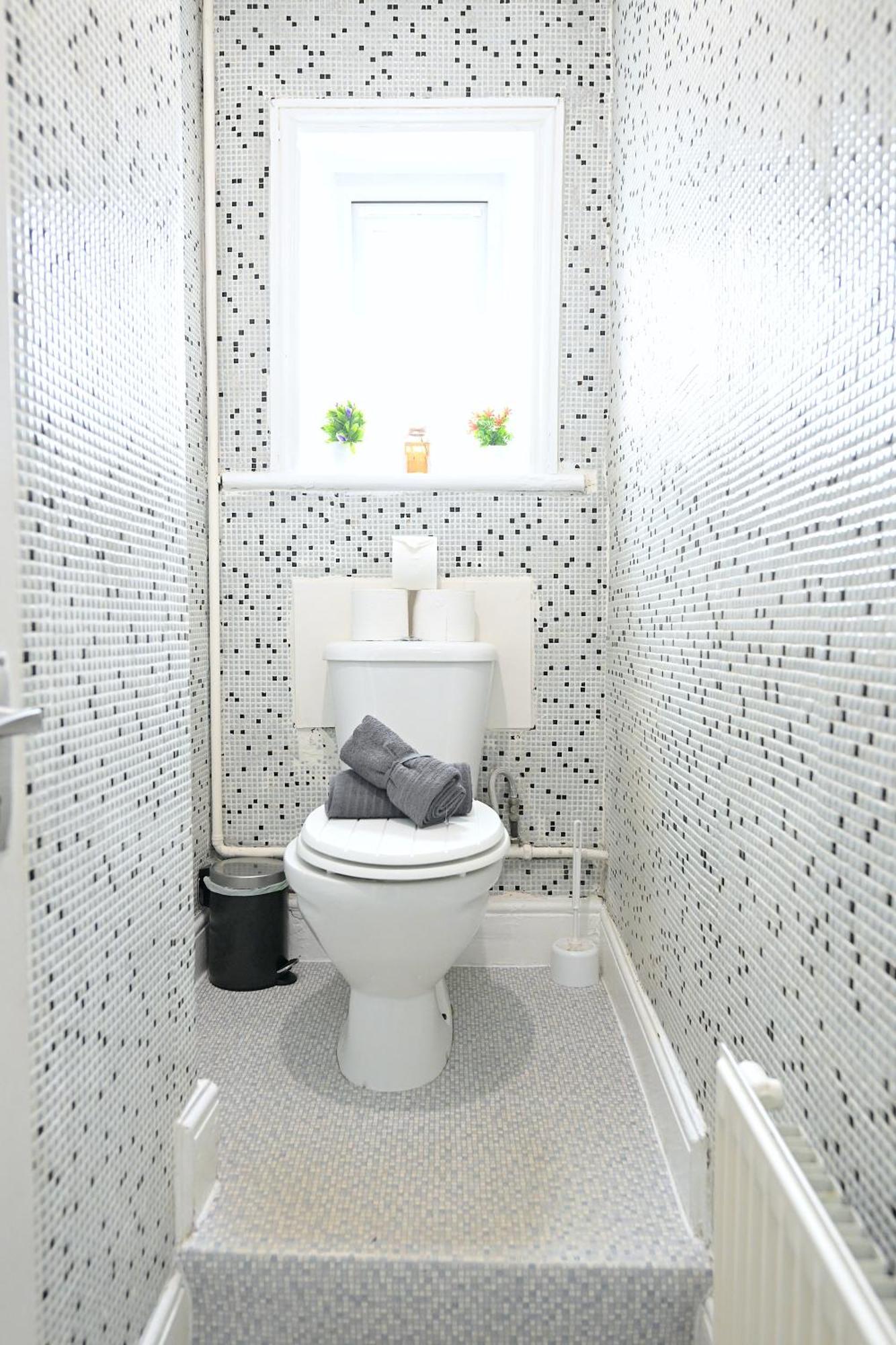 Stunning 3 Bedroom Serviced Flat In North Лондон Екстериор снимка